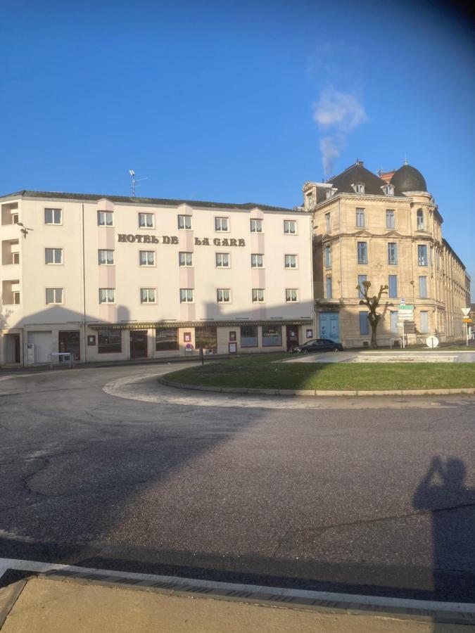 Hotel De La Gare Bar-le-Duc Bagian luar foto